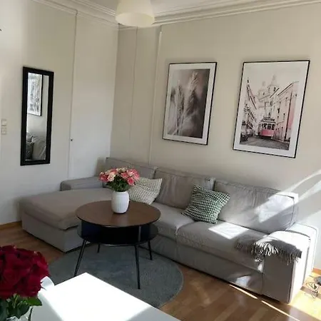 Big In Heart Of Bergen Hemnes